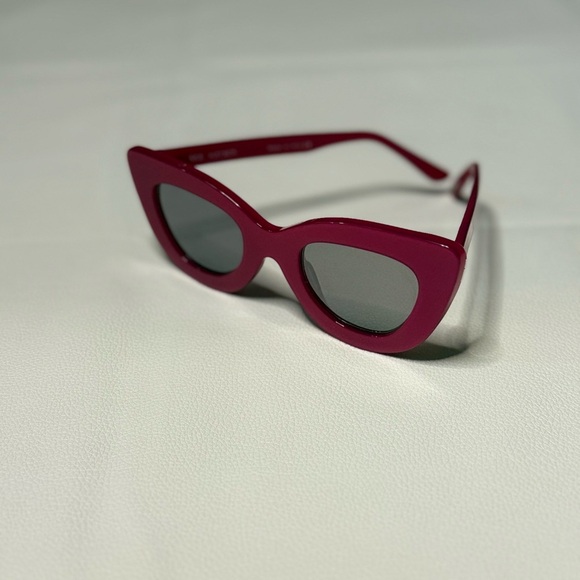 SEE Retro Pink Cat-Eye Sunglasses - Picture 2 of 6